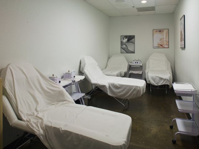 Photo of Paul Mitchell the School-Modesto