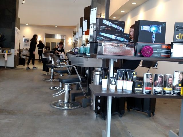 Photo of Paul Mitchell the School-Normal