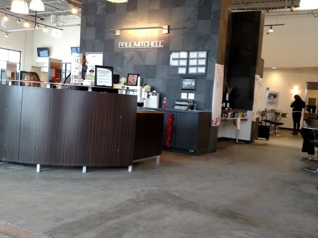 Photo of Paul Mitchell the School-Normal