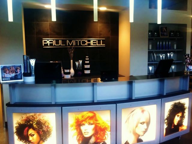 Photo of Paul Mitchell the School-Bradley
