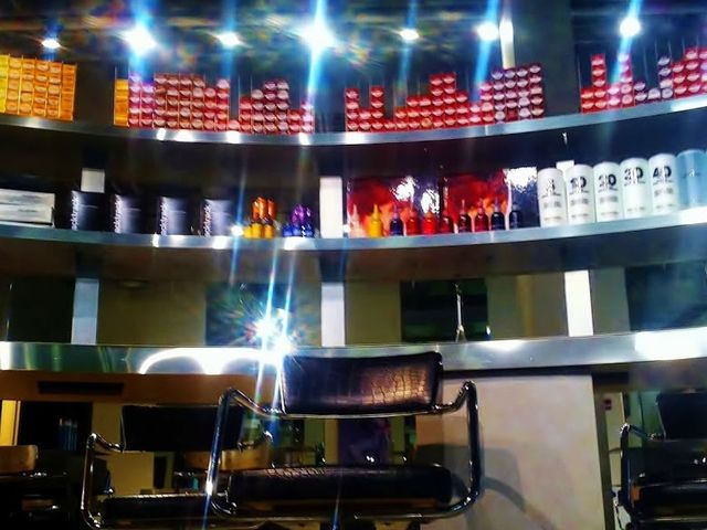 Photo of Paul Mitchell the School-Bradley