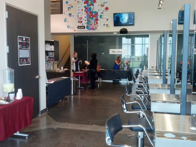 Photo of Paul Mitchell the School-Columbia