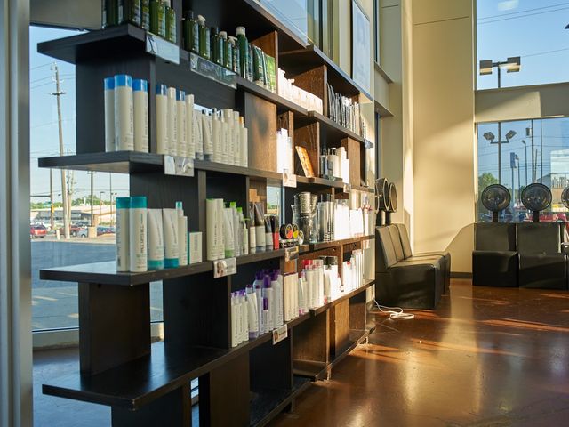 Photo of Paul Mitchell the School-Columbus