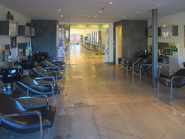 Photo of Paul Mitchell the School-East Bay
