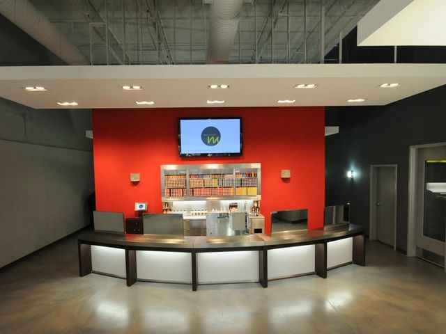 Photo of Paul Mitchell the School-Esani