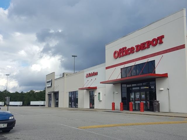 Photo of Paul Mitchell the School-Fayetteville