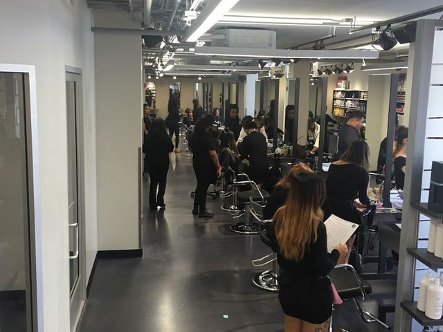 Photo of Paul Mitchell the School-Honolulu