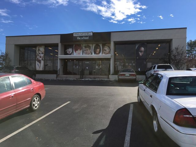 Photo of Paul Mitchell the School-Knoxville