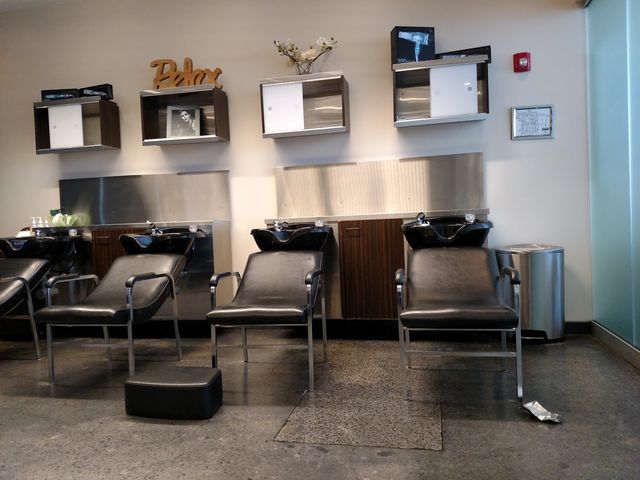 Photo of Paul Mitchell the School-Knoxville