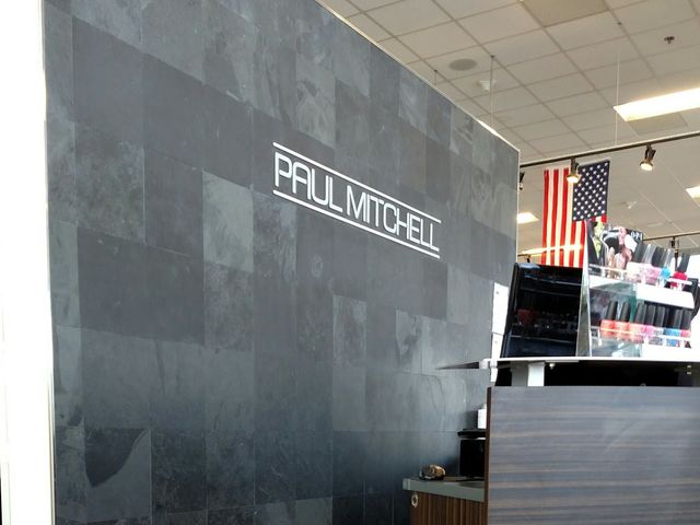 Photo of Paul Mitchell the School-Knoxville