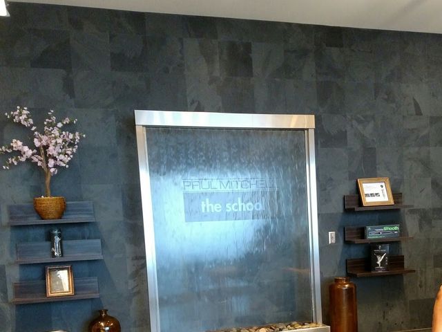 Photo of Paul Mitchell the School-Knoxville