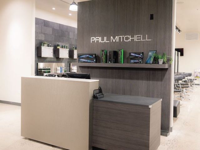 Photo of Paul Mitchell the School-Logan
