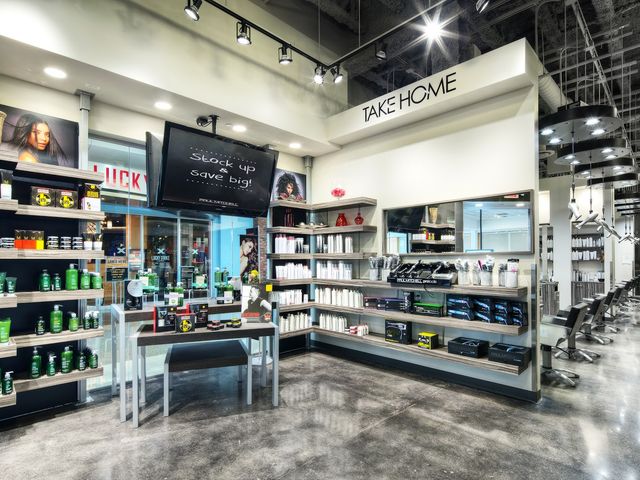 Photo of Paul Mitchell the School-Lombard