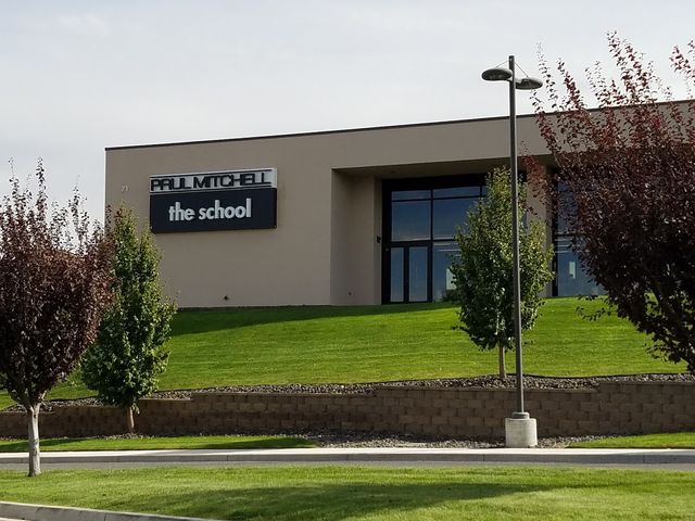 Photo of Paul Mitchell the School-Richland