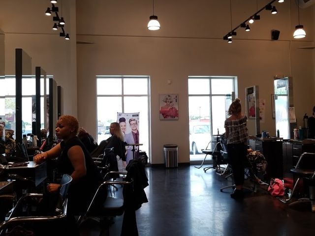 Photo of Paul Mitchell the School-Wichita