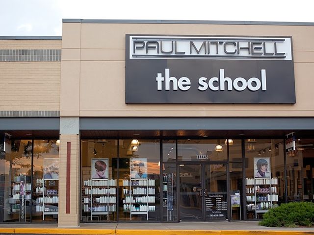 Photo of Paul Mitchell the School-Woodbridge