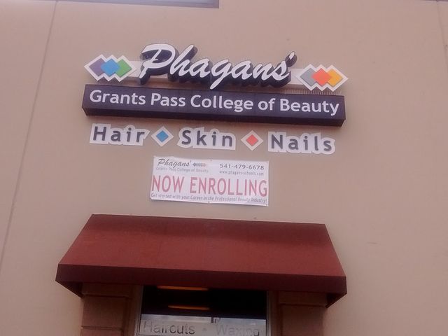 Photo of Phagans Grants Pass College of Beauty
