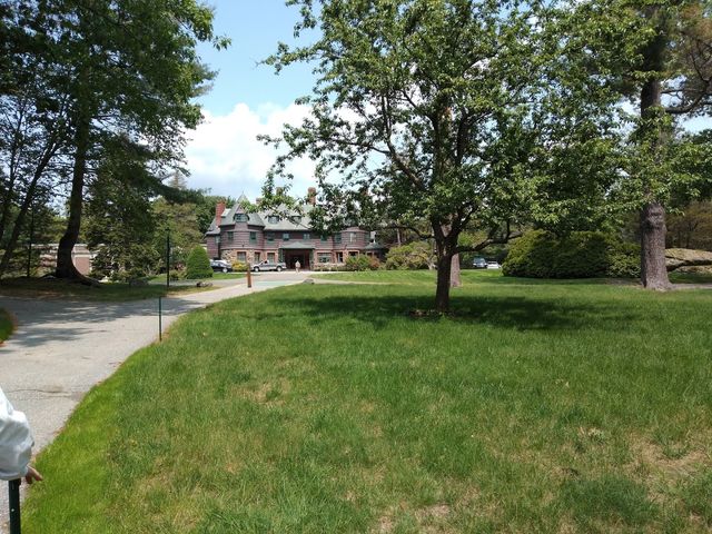 Photo of Pine Manor College