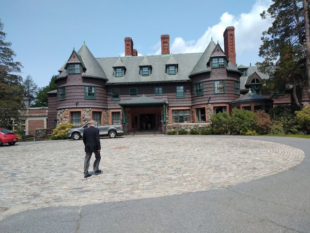 Photo of Pine Manor College