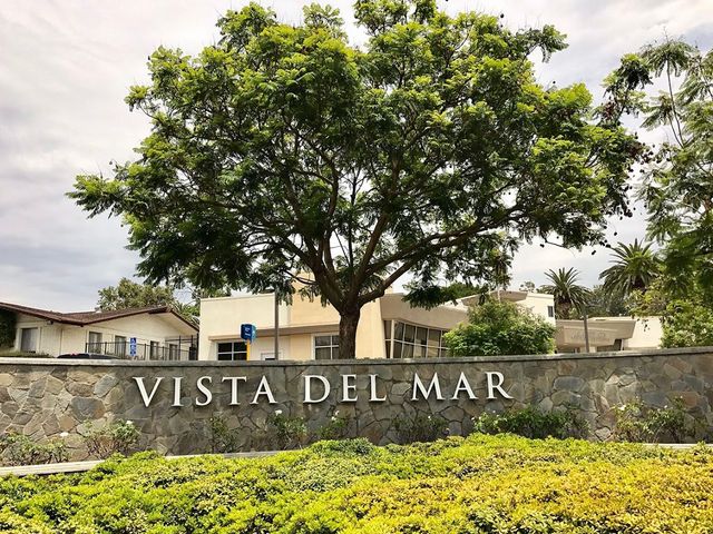 Photo of Reiss-Davis Graduate Center