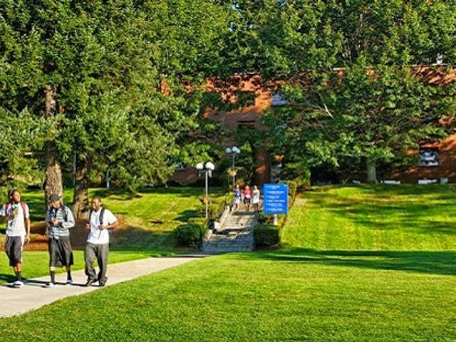 Photo of Warner Pacific University