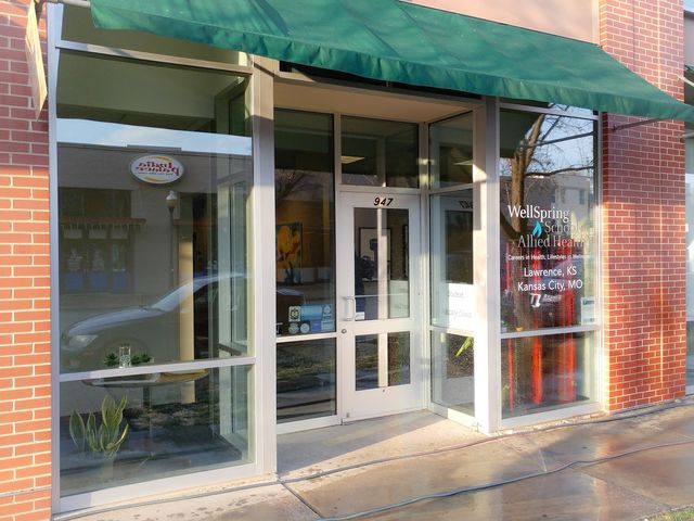 Photo of WellSpring School of Allied Health-Lawrence