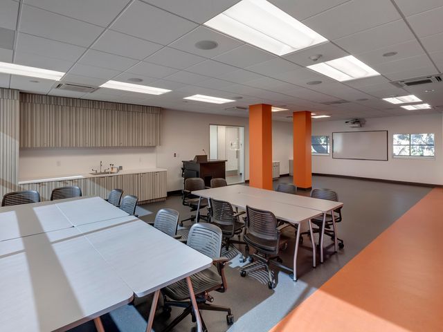 Photo of West Coast University-Center for Graduate Studies
