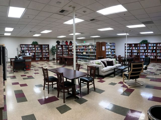 Photo of Western Seminary-Sacramento