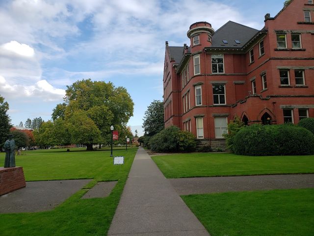 Photo of Willamette University