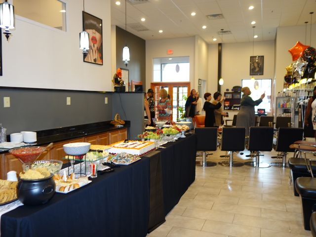 Photo of Winonah's International School of Cosmetology