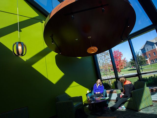 Photo of Thomas College