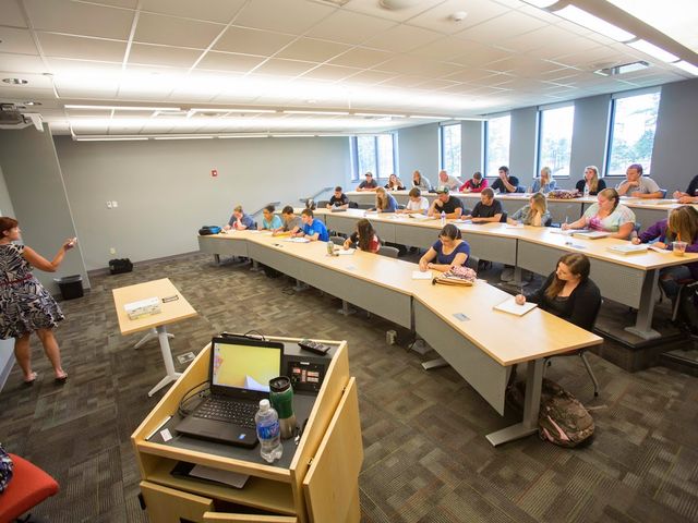 Photo of Thomas College