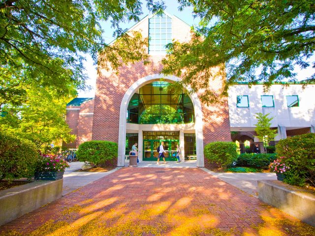 Photo of Trinity Christian College