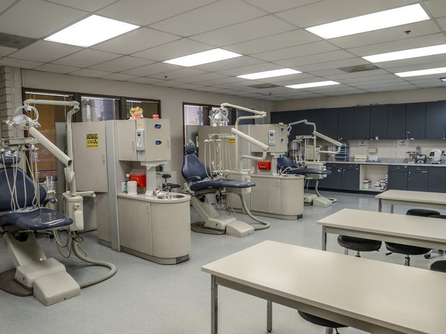 Photo of United Education Institute-Anaheim