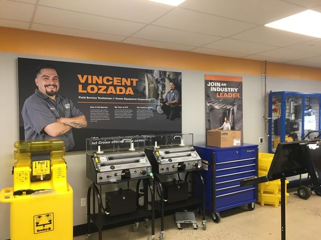 Photo of Universal Technical Institute-Bloomfield