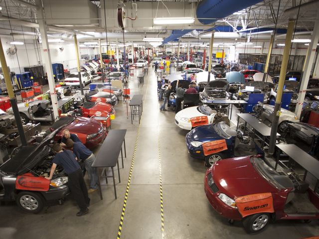 Photo of Universal Technical Institute of Arizona Inc