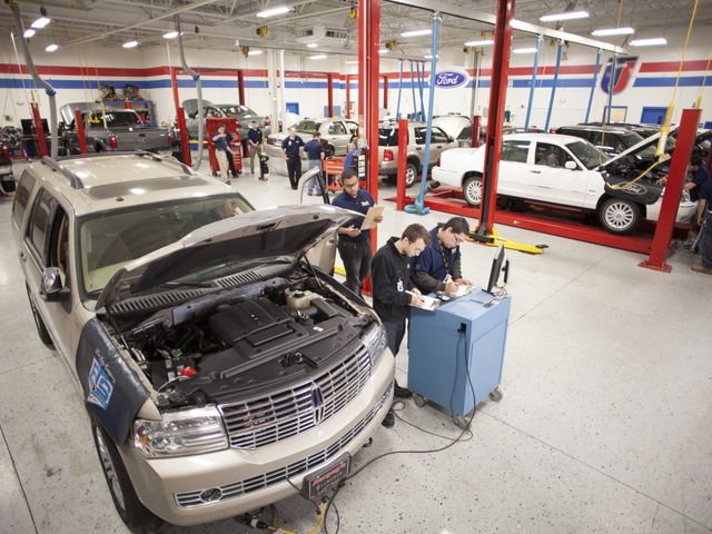 Photo of Universal Technical Institute of Pennsylvania Inc