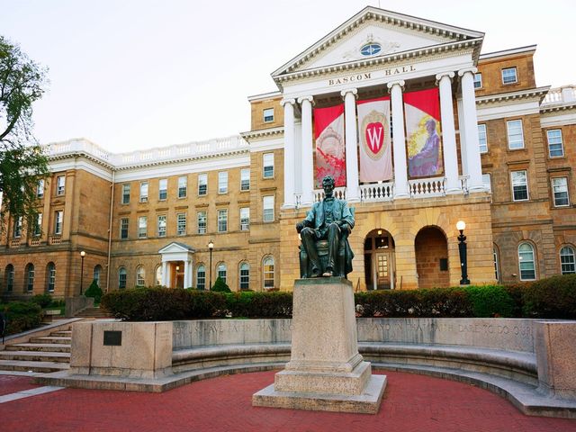 Photo of University of Wisconsin Colleges Flex