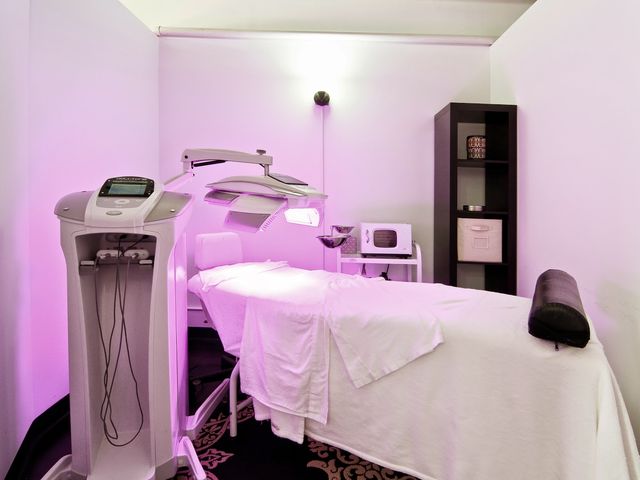 Photo of University of Aesthetics & Cosmetology