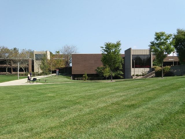 Photo of University of Cincinnati-Clermont College