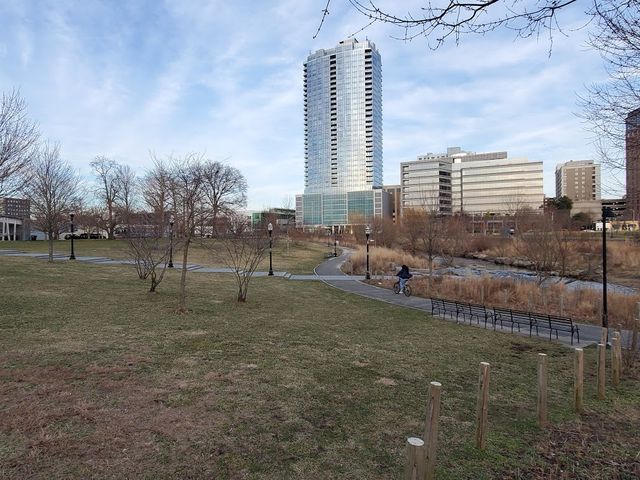 Photo of University of Connecticut-Stamford