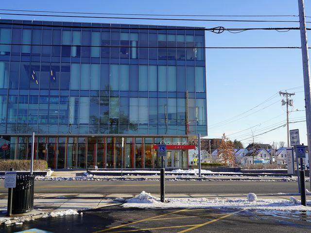 Photo of University of Massachusetts-Lowell