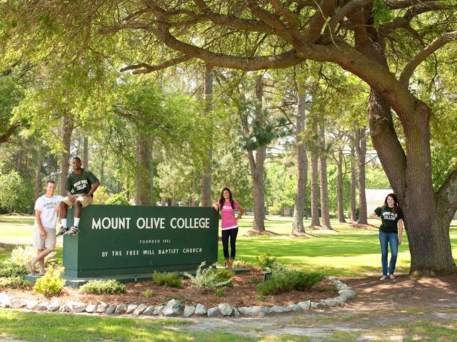 Photo of University of Mount Olive