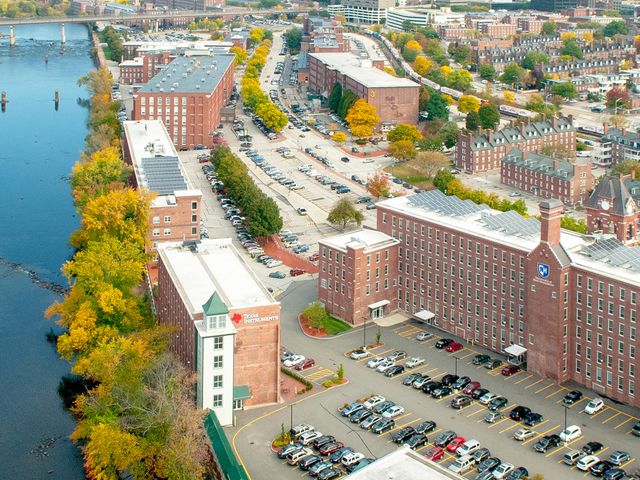 Photo of University of New Hampshire at Manchester