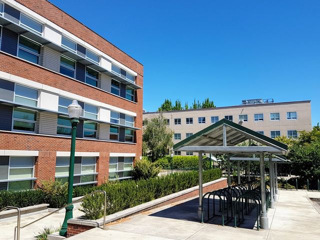 Photo of University of Oregon