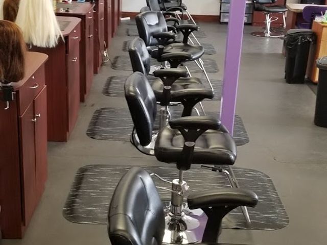 Photo of UR Beauty & Barber Academy